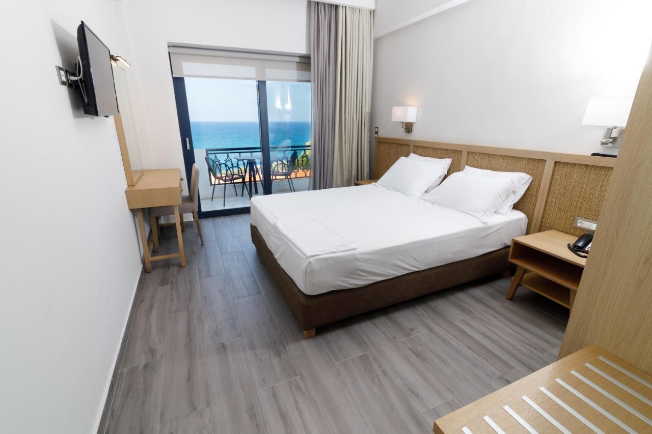 Elegant Beach Hotel Kyparissia Extérieur photo