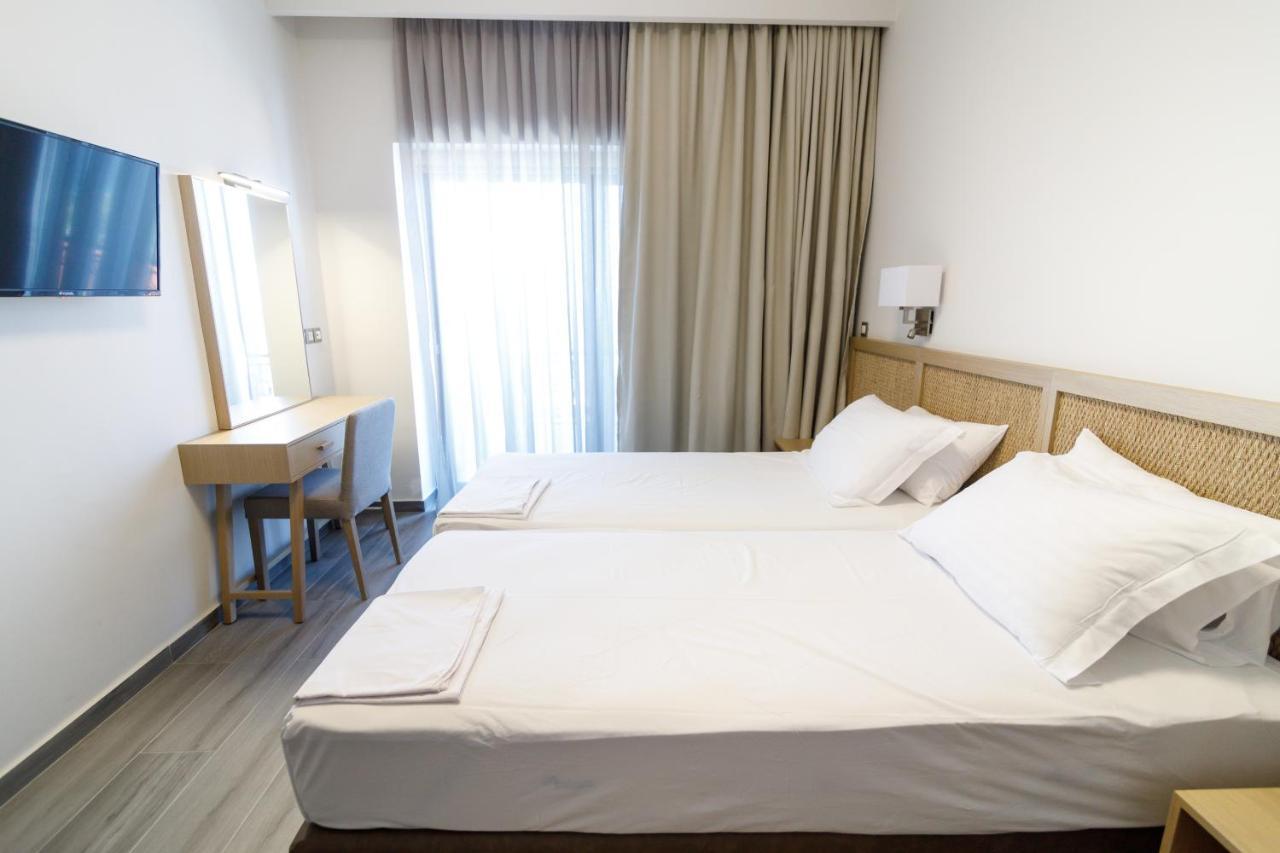 Elegant Beach Hotel Kyparissia Extérieur photo