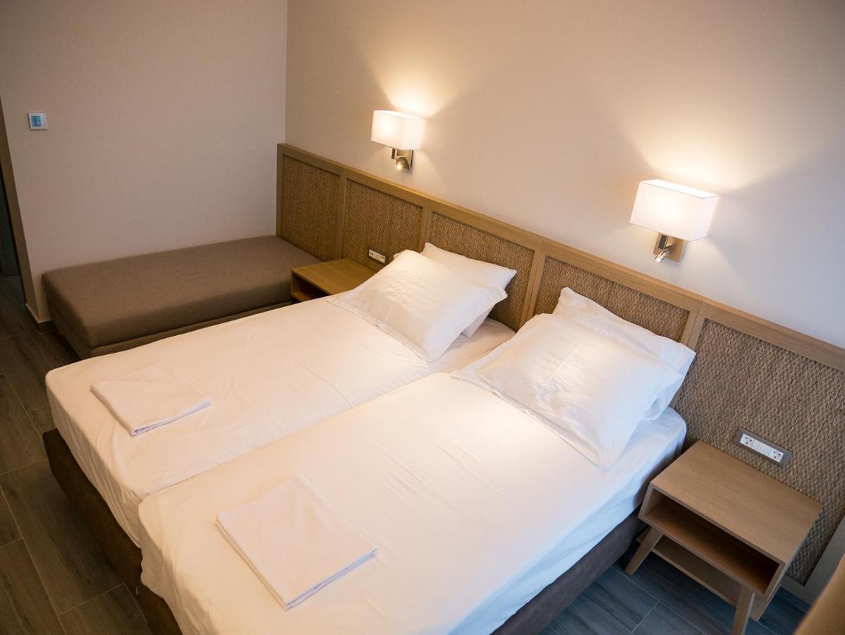 Elegant Beach Hotel Kyparissia Extérieur photo